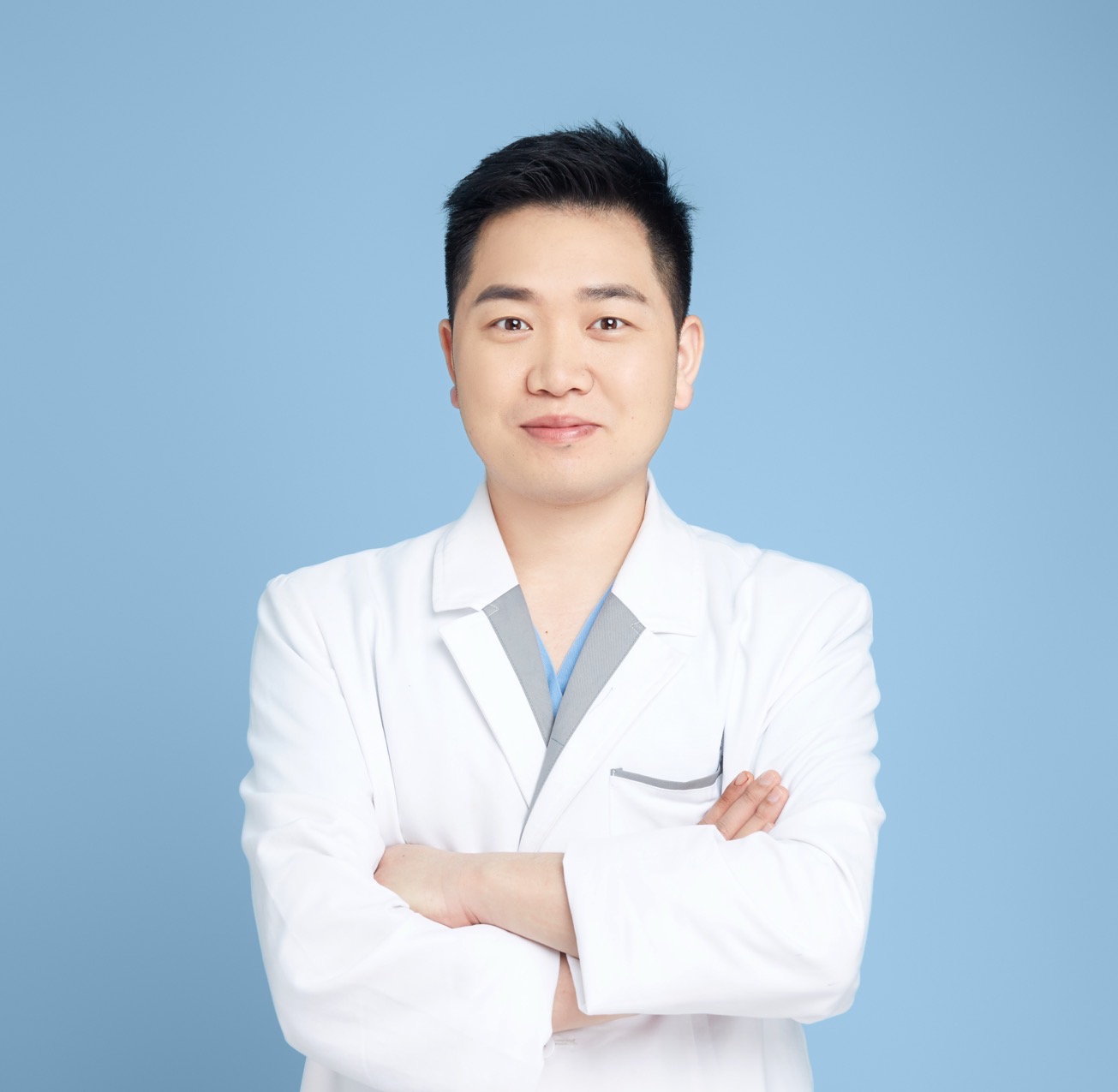 马来西亚整形医生-刘名成